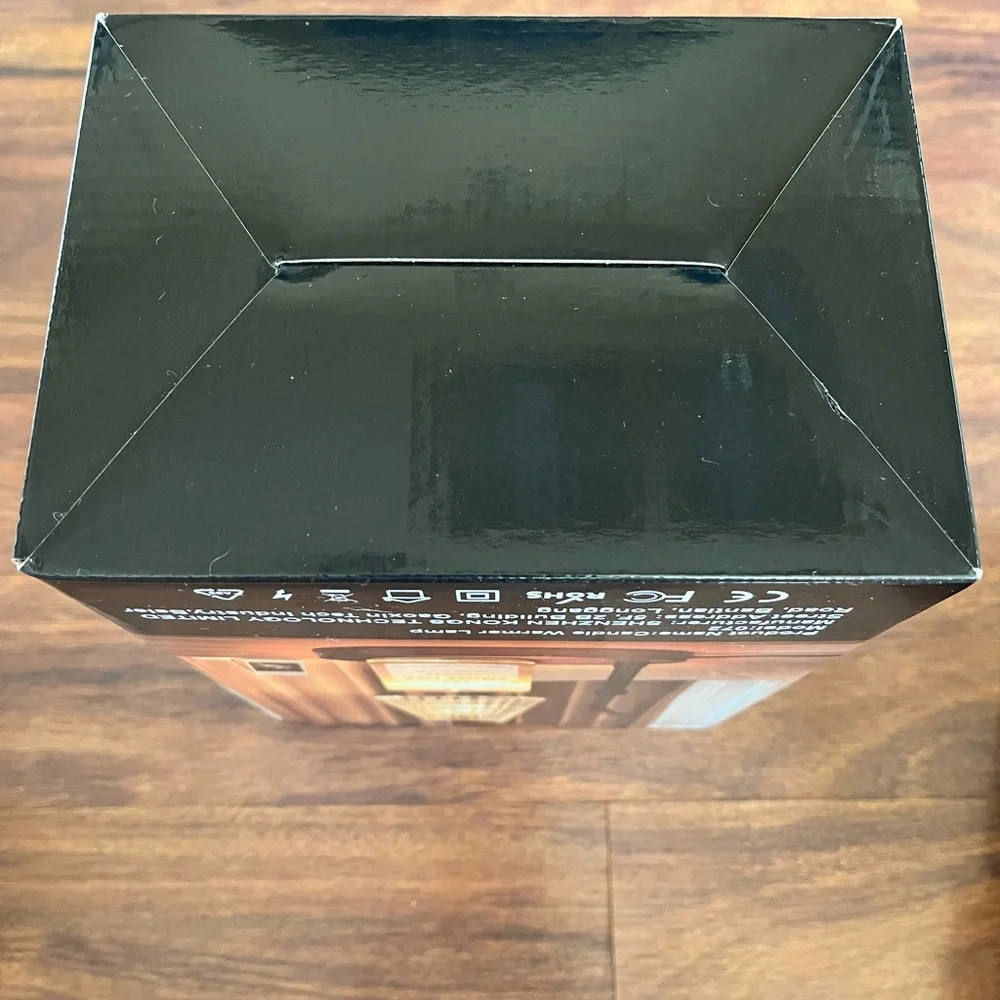 Walnut Candle Warmer Lamp - Picture 4 of 5